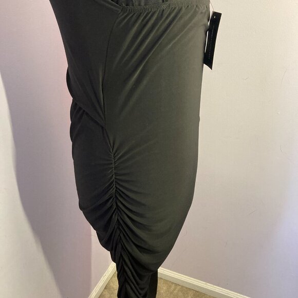 Pretty Little Things Dress, NWT, Size 18 - Picture 7 of 13